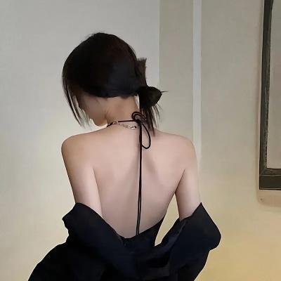 女人不坏，男人不爱