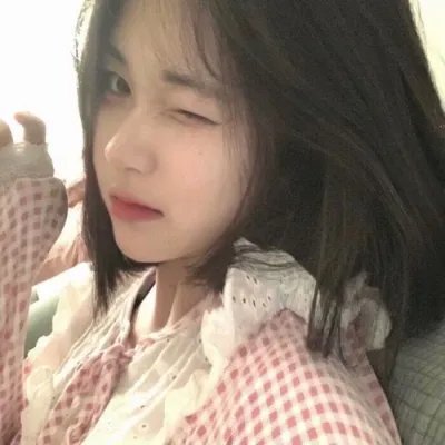 挨及皇后秘史